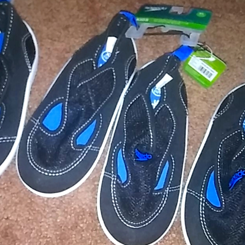 Kids water shoes